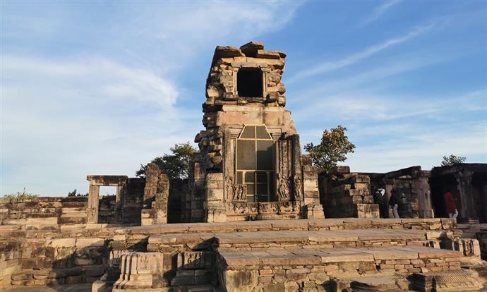 【南印度】佛教藝術．桑奇．阿姜塔石窟．龍樹山．普陀山．沛綠亞21日